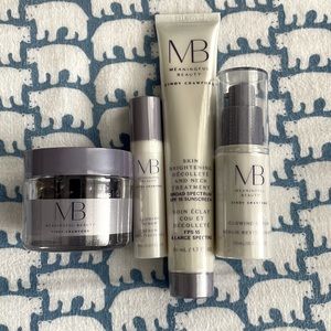 Meaningful Beauty Cindy Crawford (4 items)